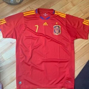David Villa Spanish team jersey. XL